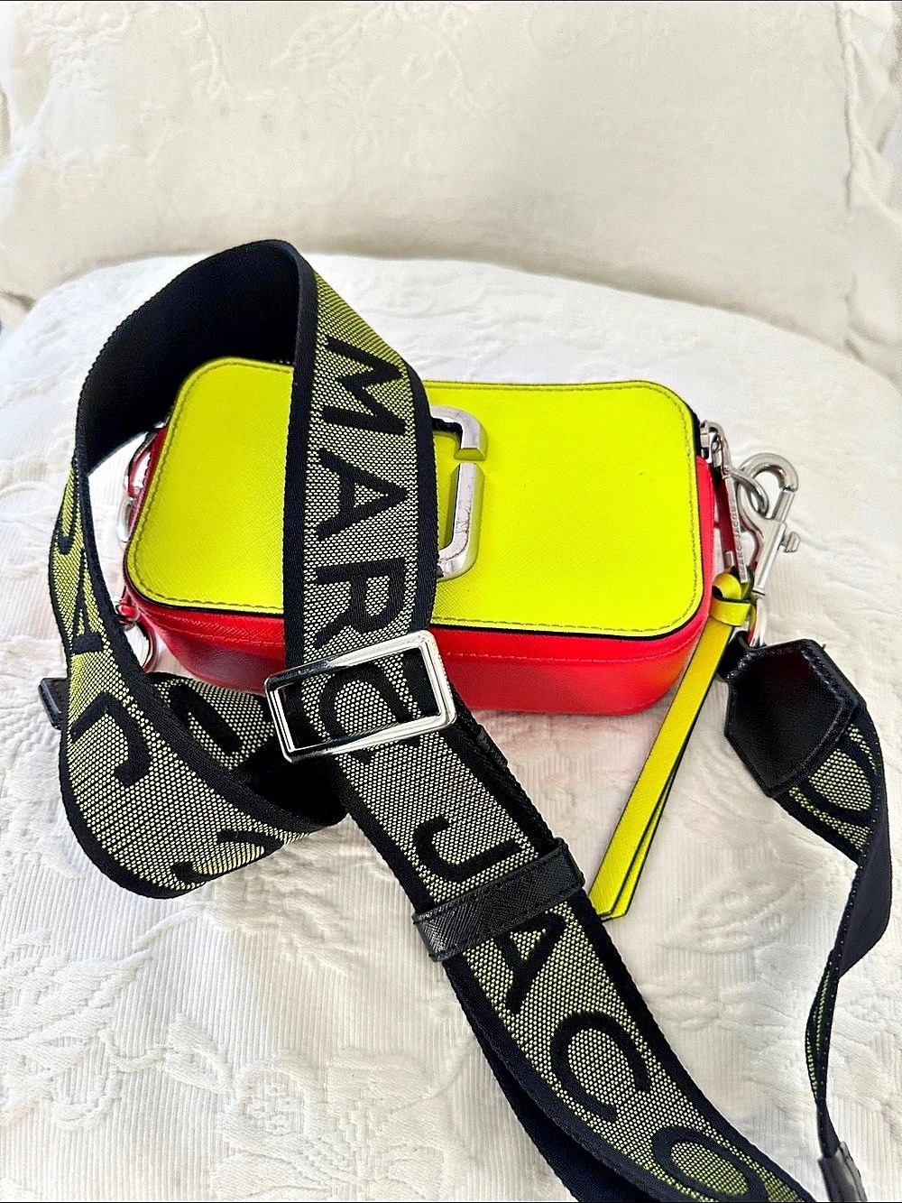 Marc Jacobs The Snapshot Camera Bag Green & Pink Like New - Picture 3 of 4